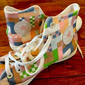 Converse Women's Chuck Taylor All Star Leather High Top Sneaker